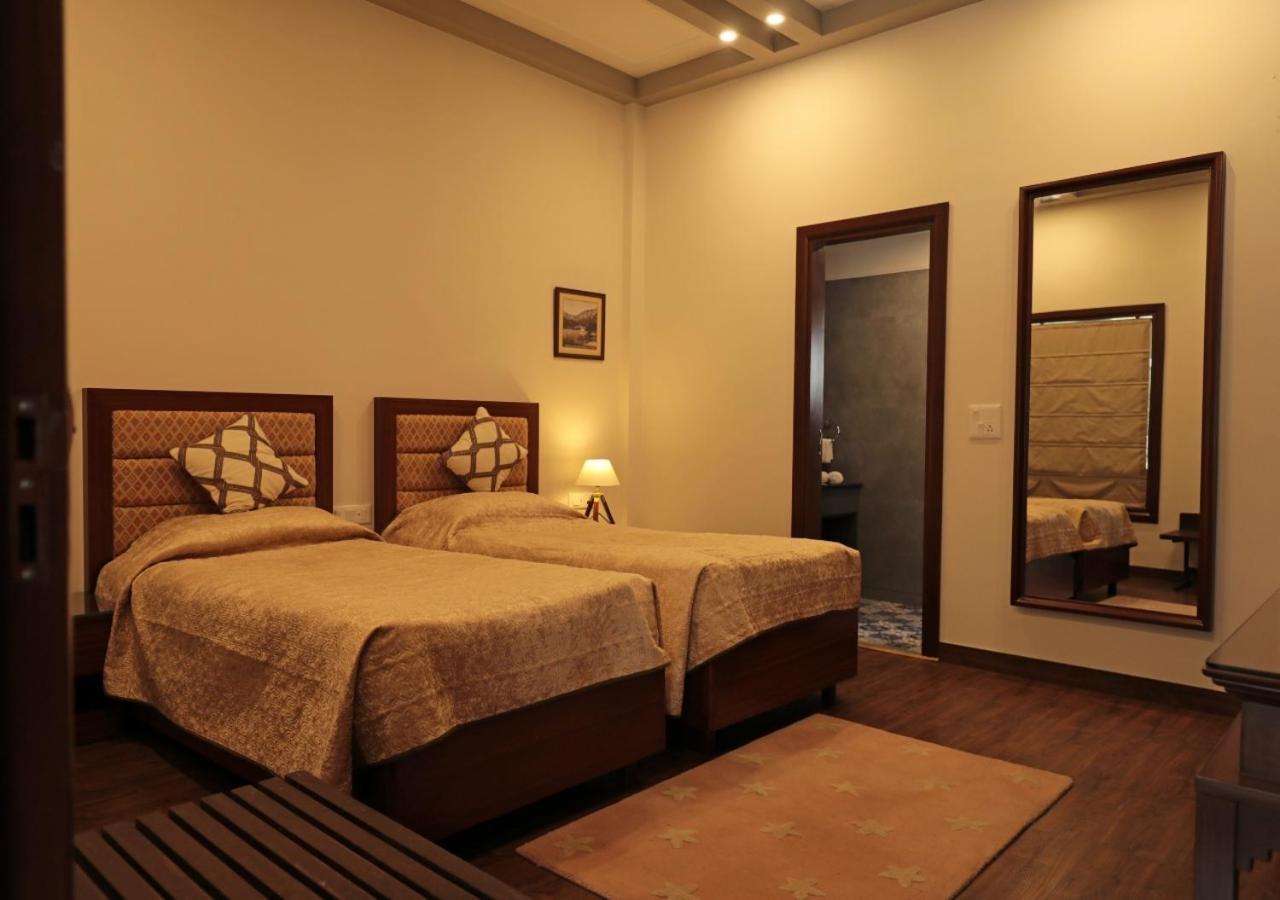 Hostie Stanley House-Heritage Home With Private Garden And Parking Naini Tāl Exterior foto
